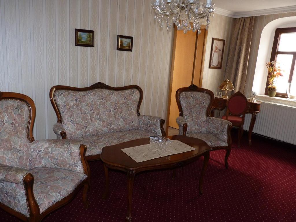 Hotel Zur Traube Freyburg Værelse billede